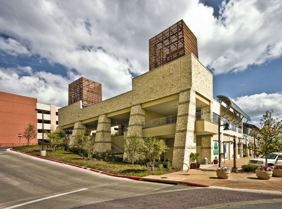 HILL COUNTRY GALLERIA IDM INTERNATIONAL DEVELOPMENT MANAGEMENT